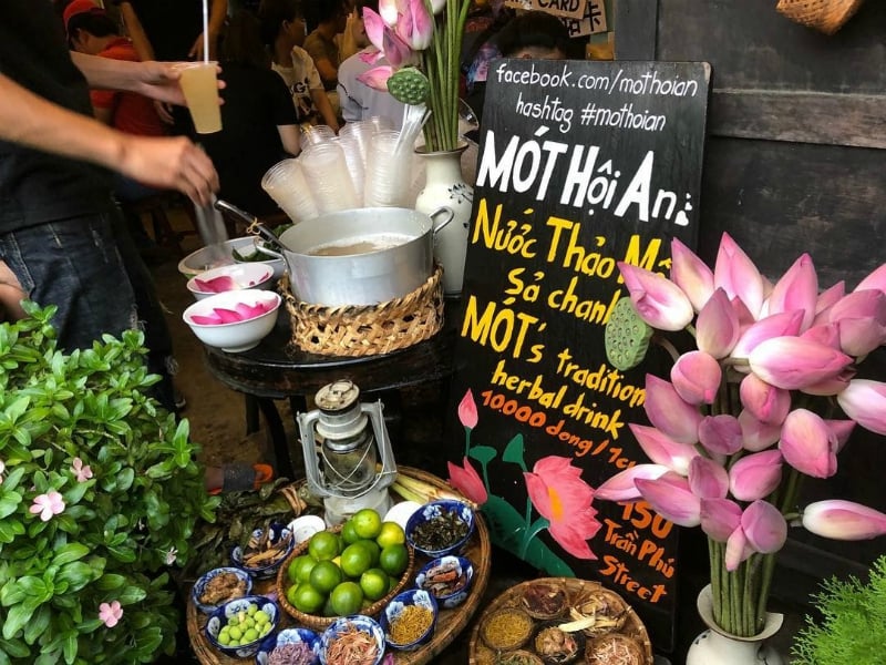 Hoi An Streets Eats on Two Wheels