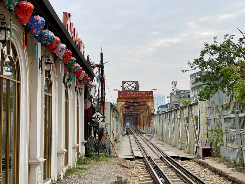 EM Street Photography Experience - Hanoi