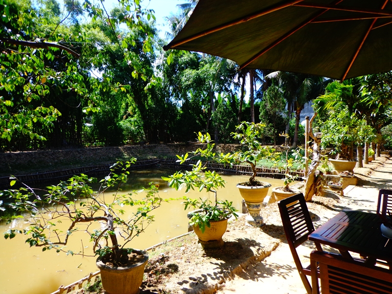 The Garden Houses of Hue