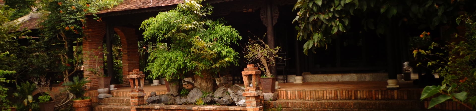 Image of The Garden Houses of Hue