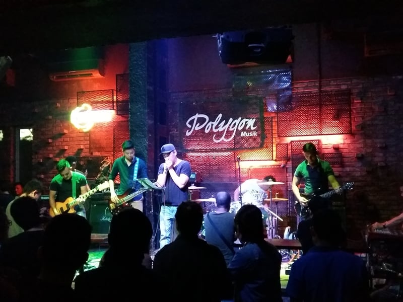 Vespa Tour - Night Out In Lively Hanoi