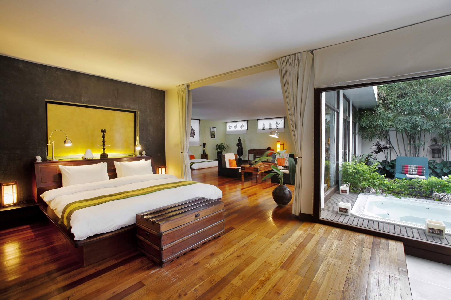 Heritage Suites Hotel