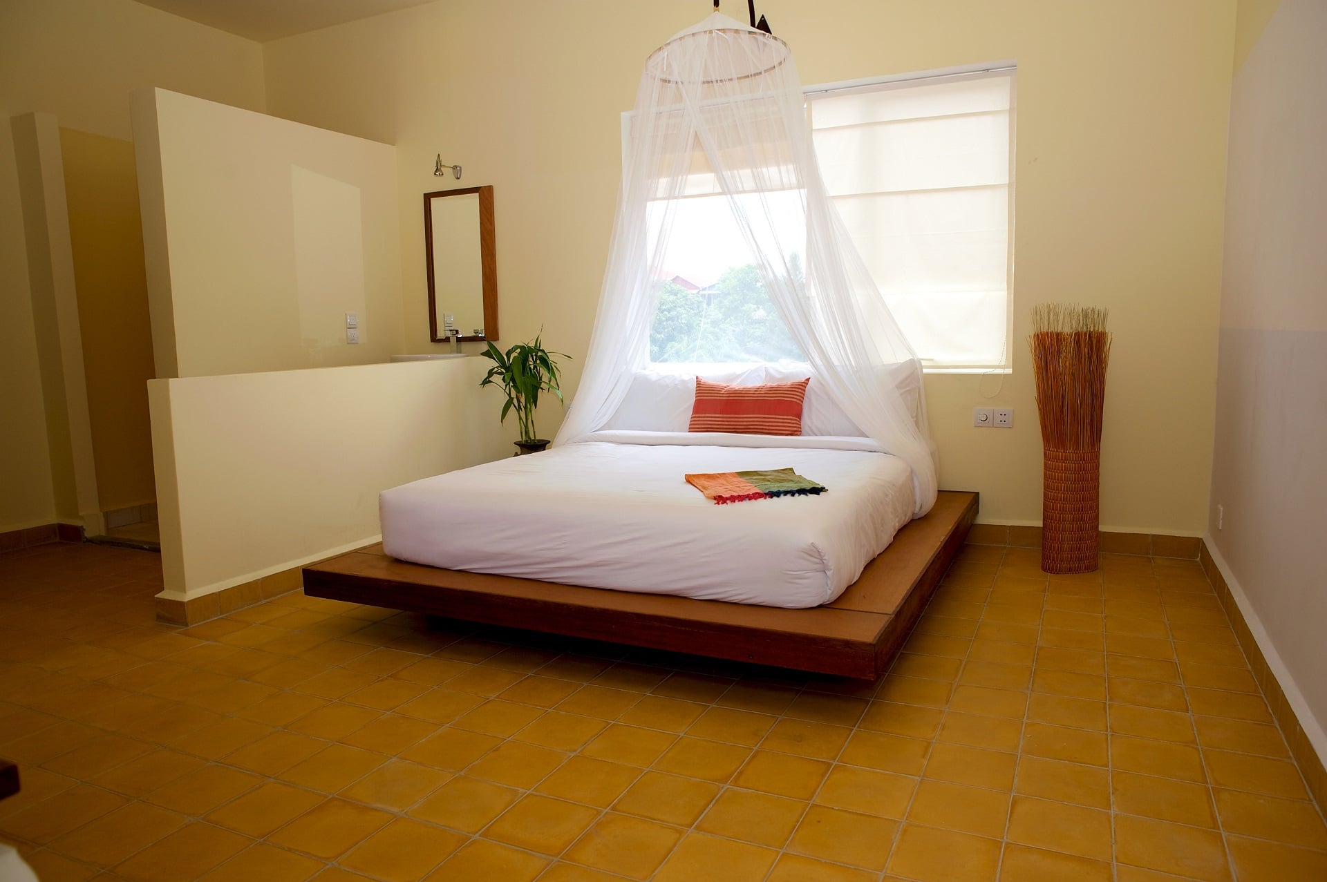 iRoHa Garden Hotel & Resort