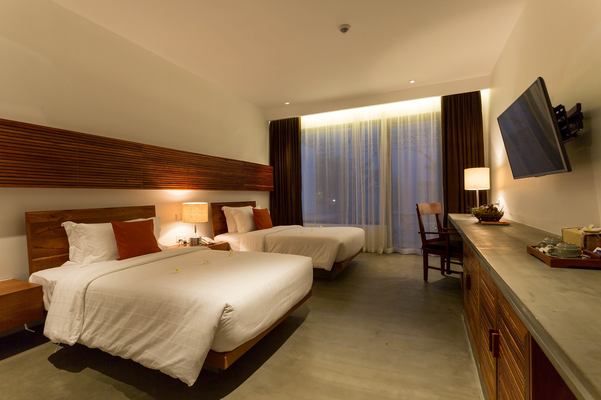 Lynnaya Urban River Resort & Spa