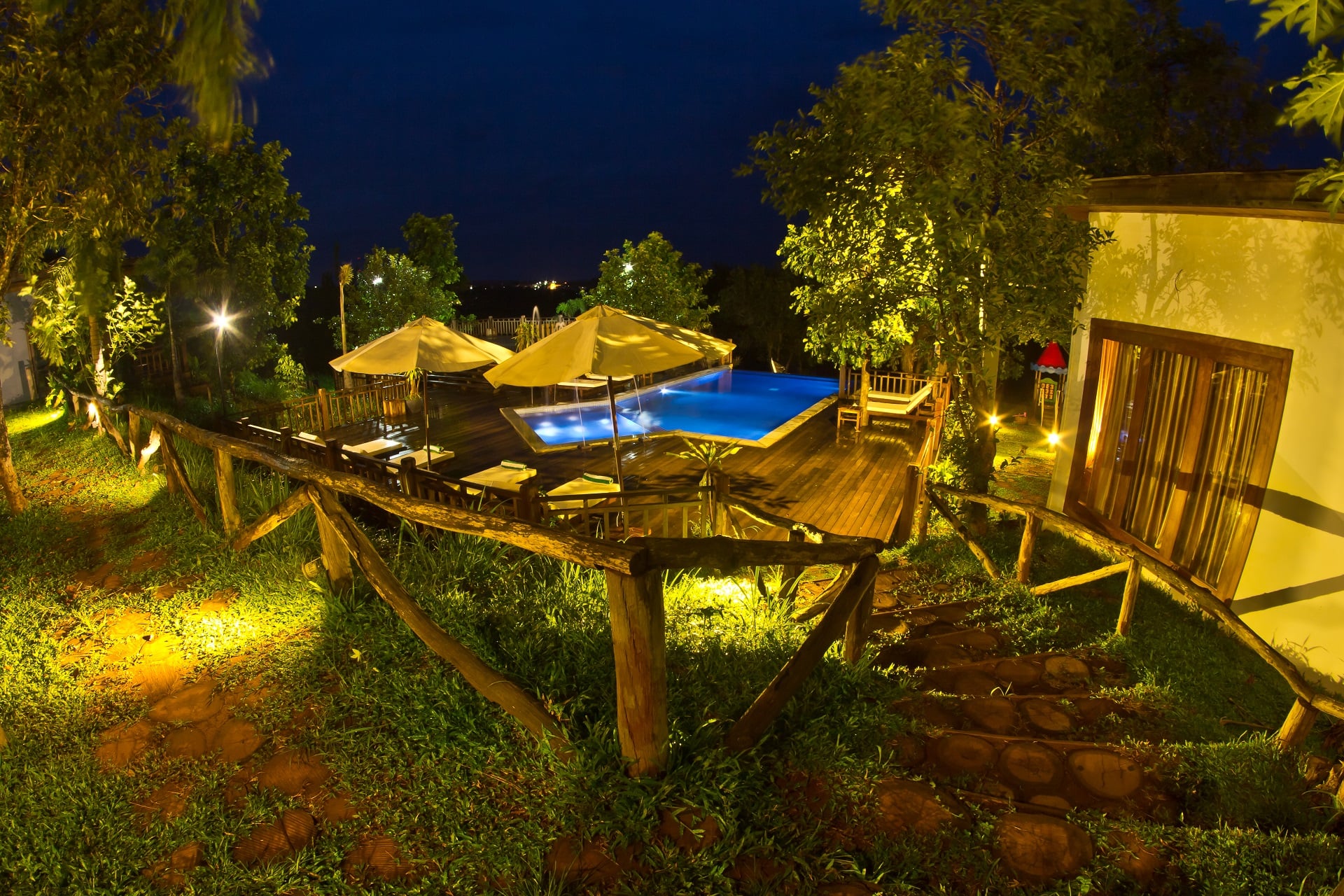 Mayura Hill Hotel & Resort