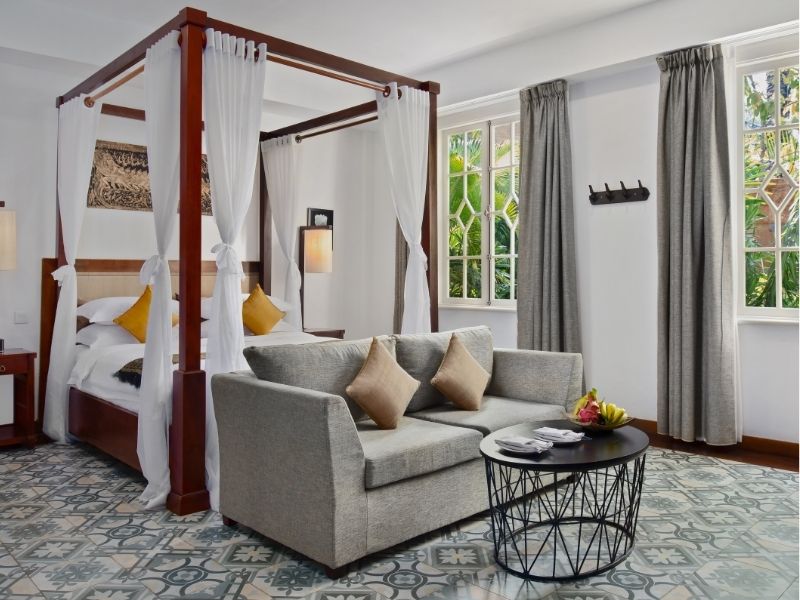 Palace Gate Hotel & Resort