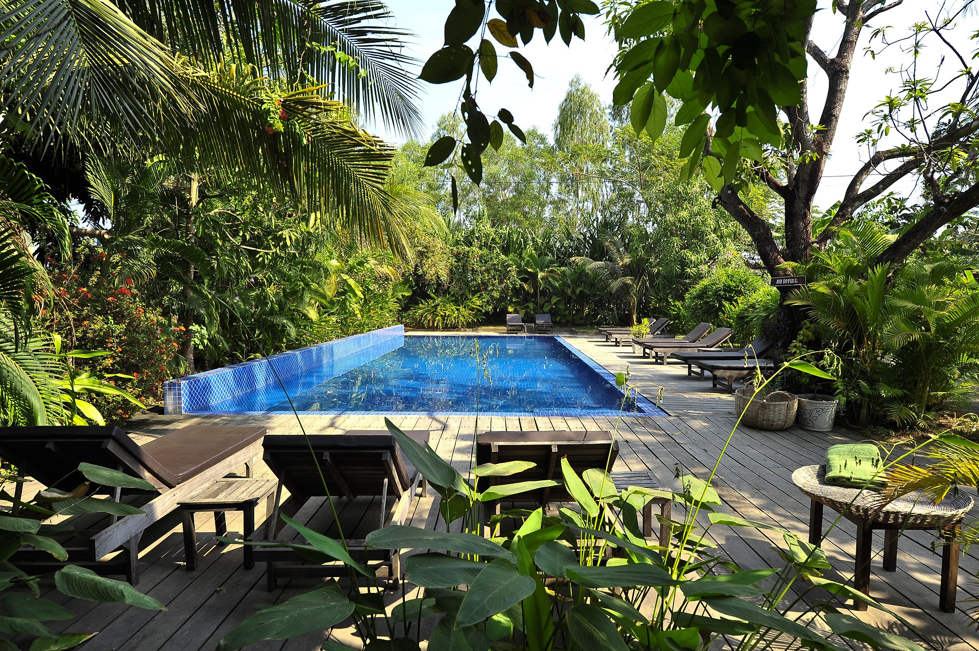 Sambor Village Hotel