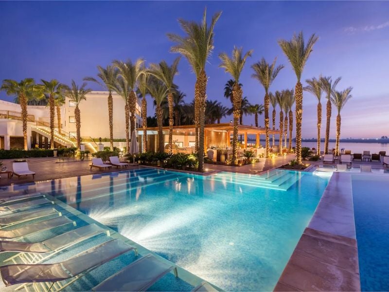 Hilton Luxor Resort & Spa