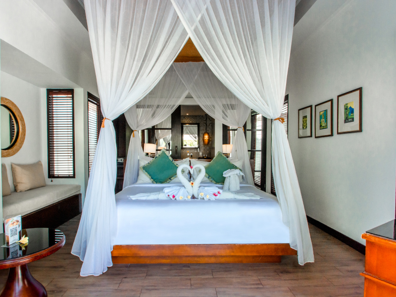 Lovina Beach Club & Resort