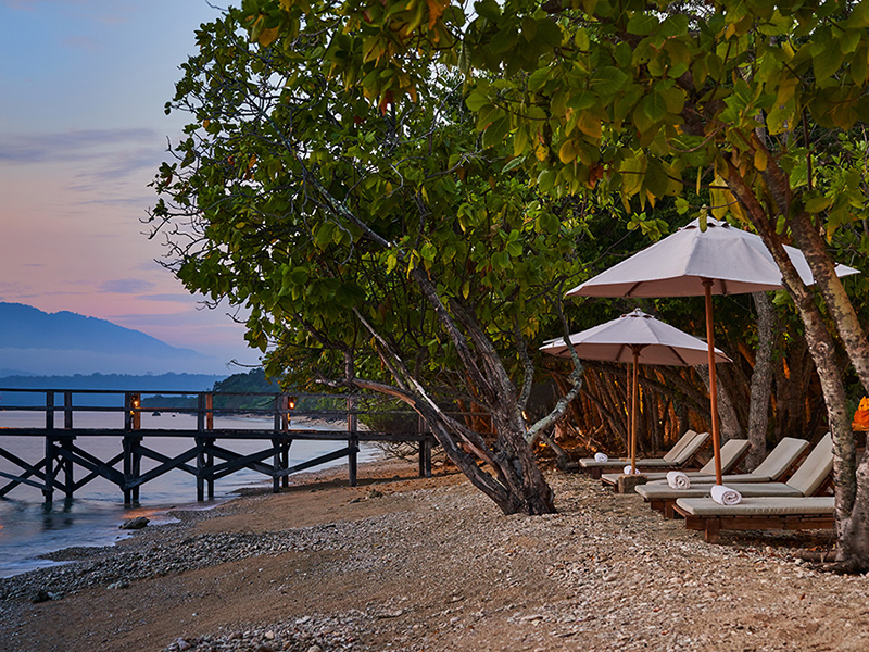 NusaBay Menjangan by WHM