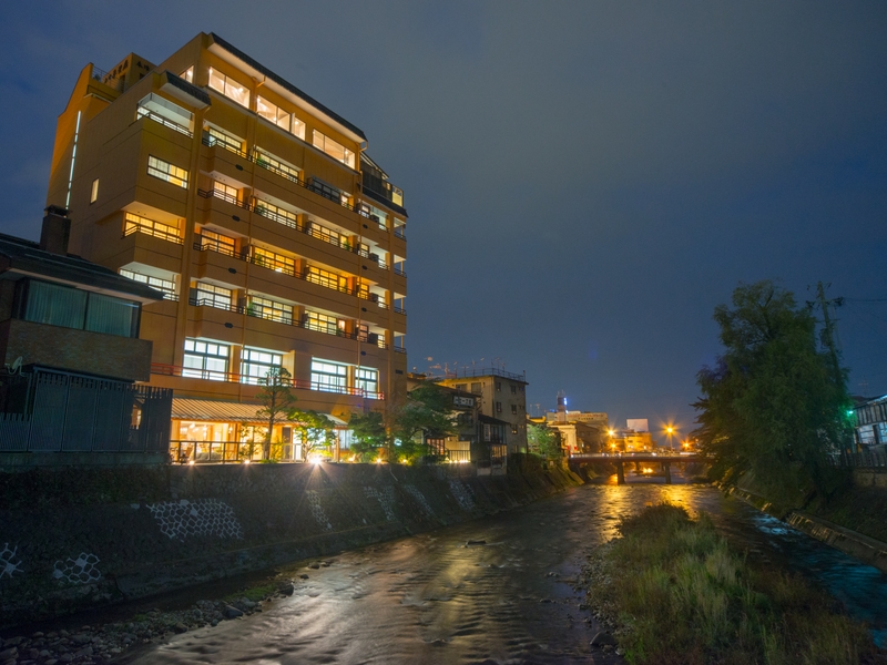 Honjin Hiranoya Kofukan (Former: Honjin Hiranoya Bekkan)