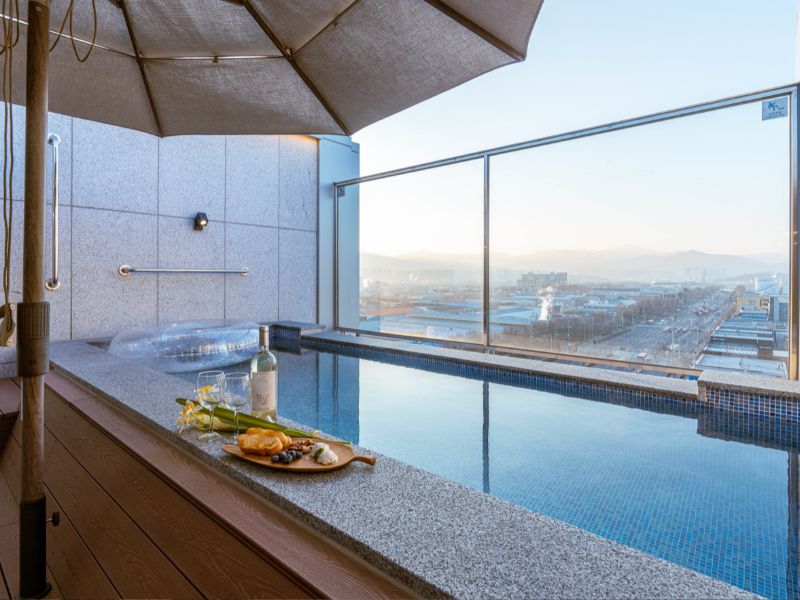 Billion Western Hotel