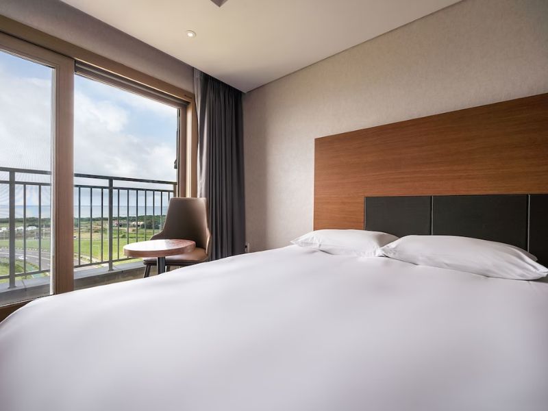 Golden Tulip Jeju Seongsan Hotel