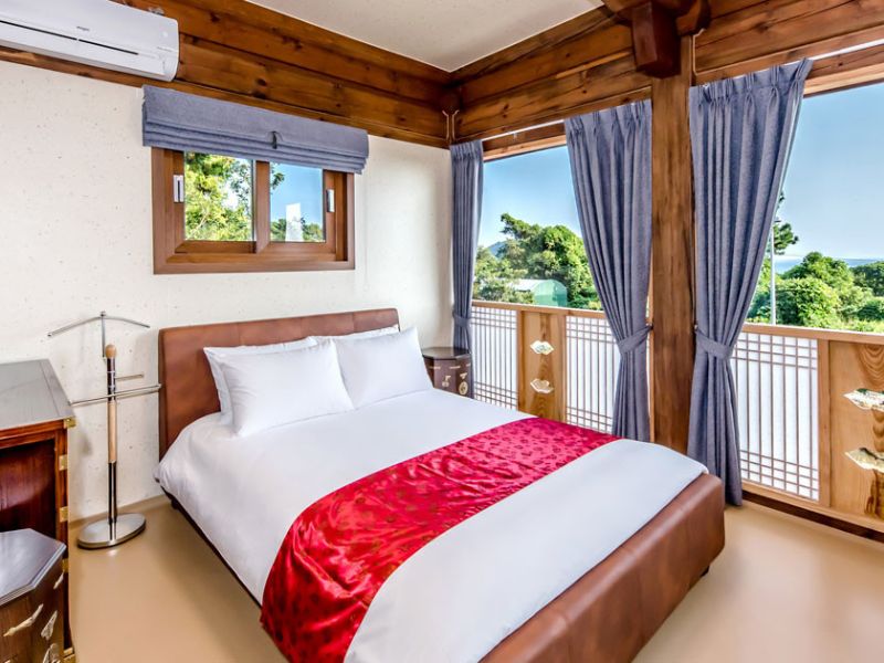 Hallagung Premium Hanok Hotel