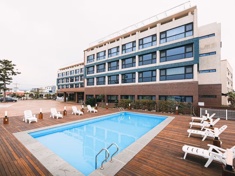 Hotel Sweet Castle Jeju Hamdeok