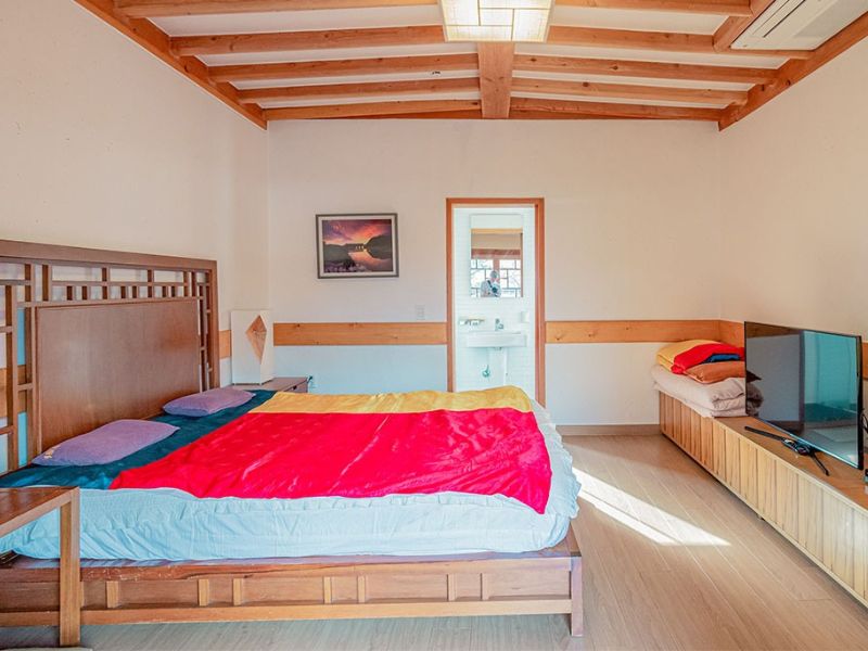 Hwangnamkwan Hanok Gyeongju