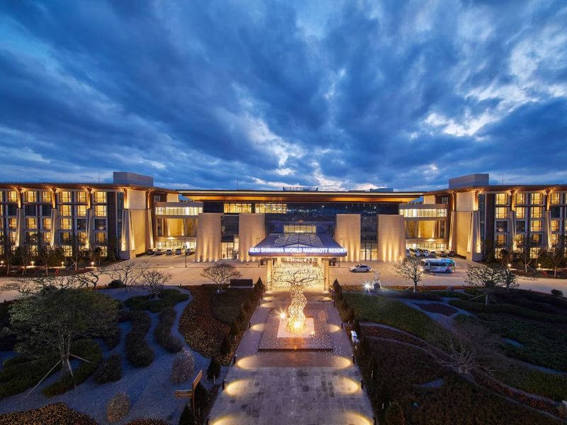 Jeju Shinhwa World Hotel