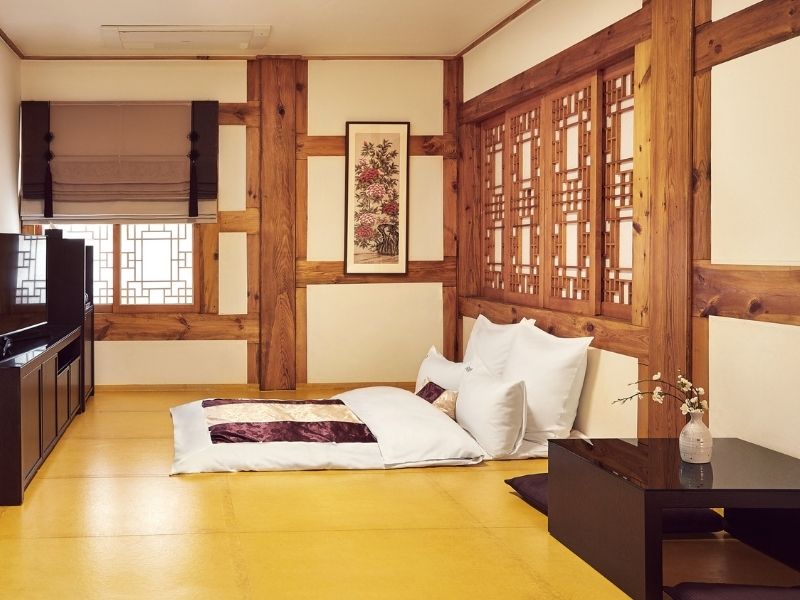Namwon Yechon Hanok by Kensington