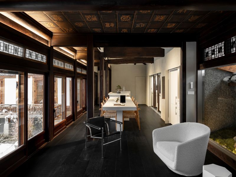 Nostalgia Hanok, Seoul - Blue Jae