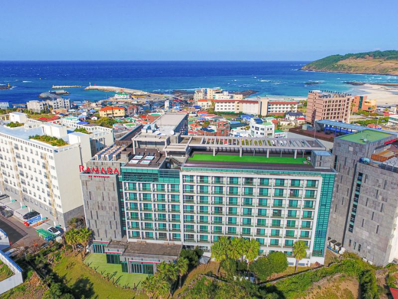 Ramada by Wyndham Jeju Hamdeok