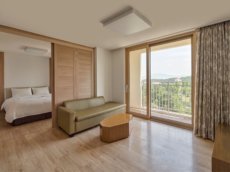 Sono Belle Cheonan - WEST Resort