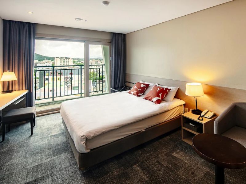 The Best Jeju Seongsan Hotel