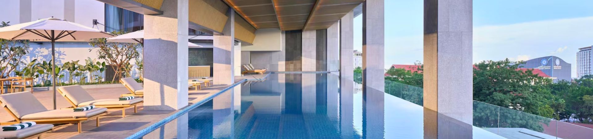 Image of Holiday Inn & Suites