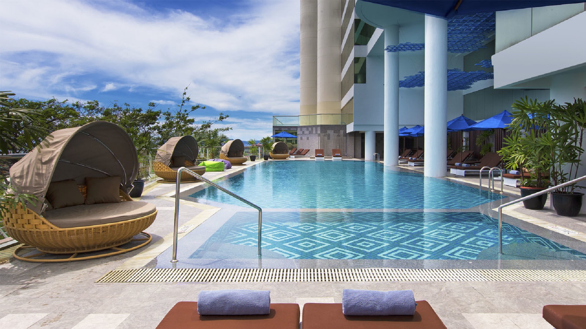 Le Meridien Kota Kinabalu