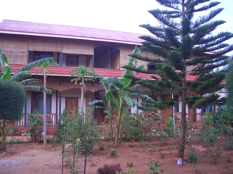 Pindaya Golden Cave Hotel