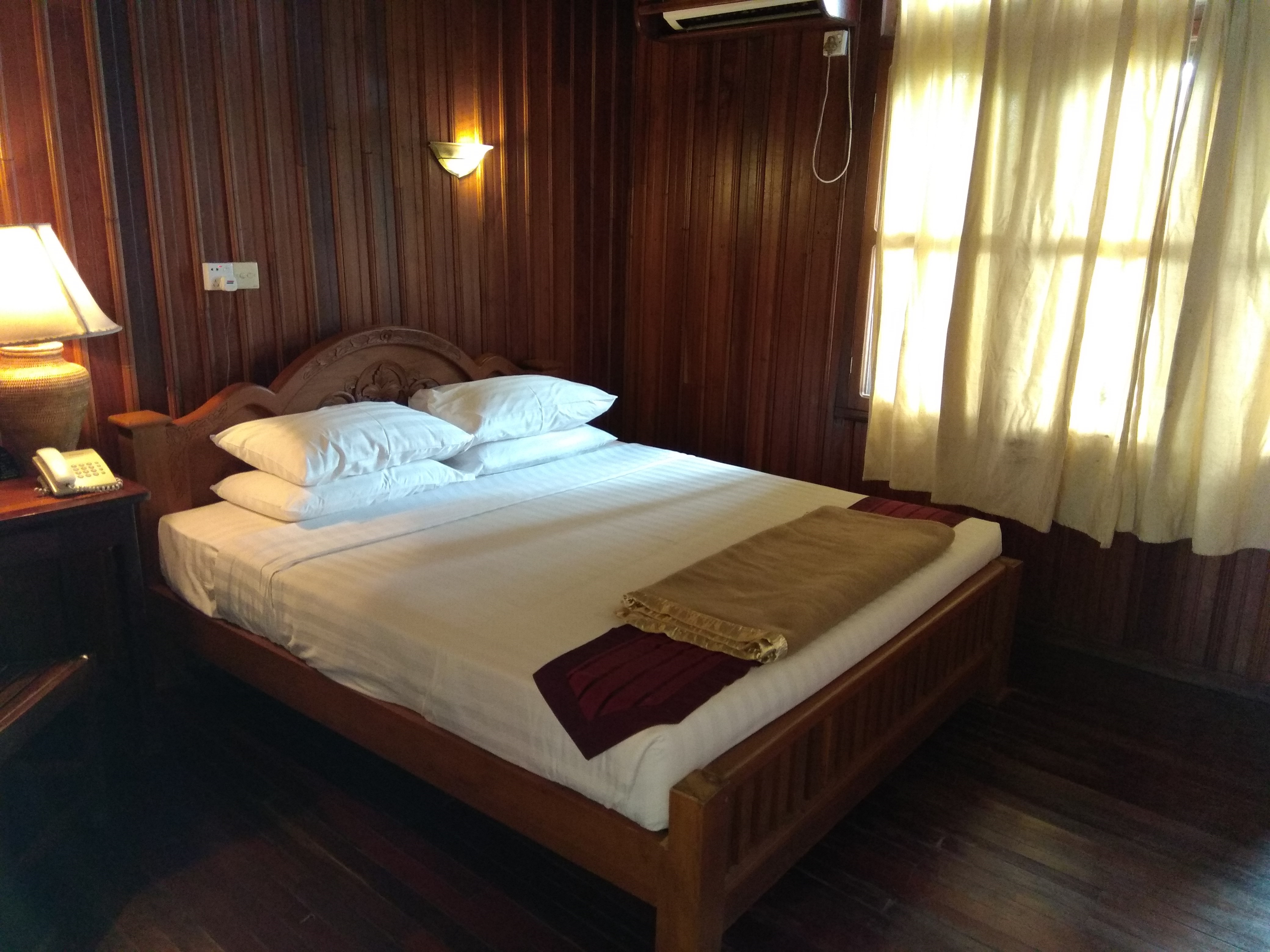 Popa Mountain Resort