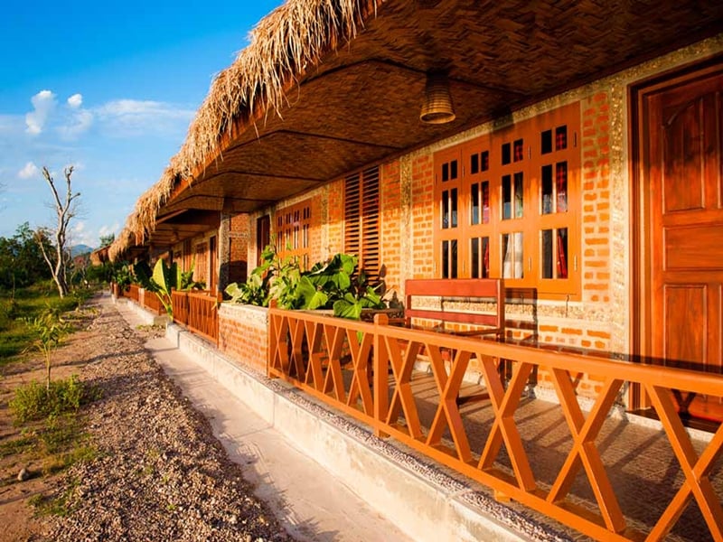 Riverside @ Hsipaw Resort