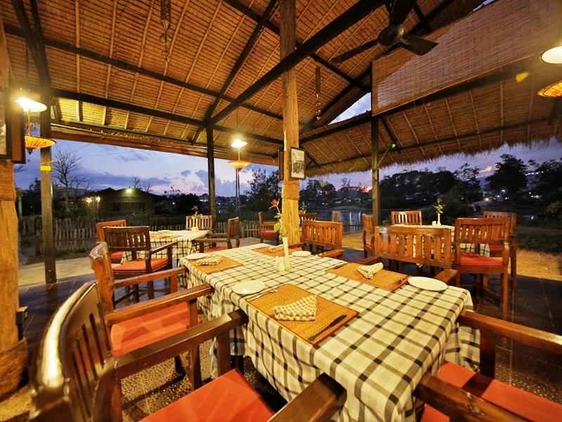 Riverside @ Hsipaw Resort