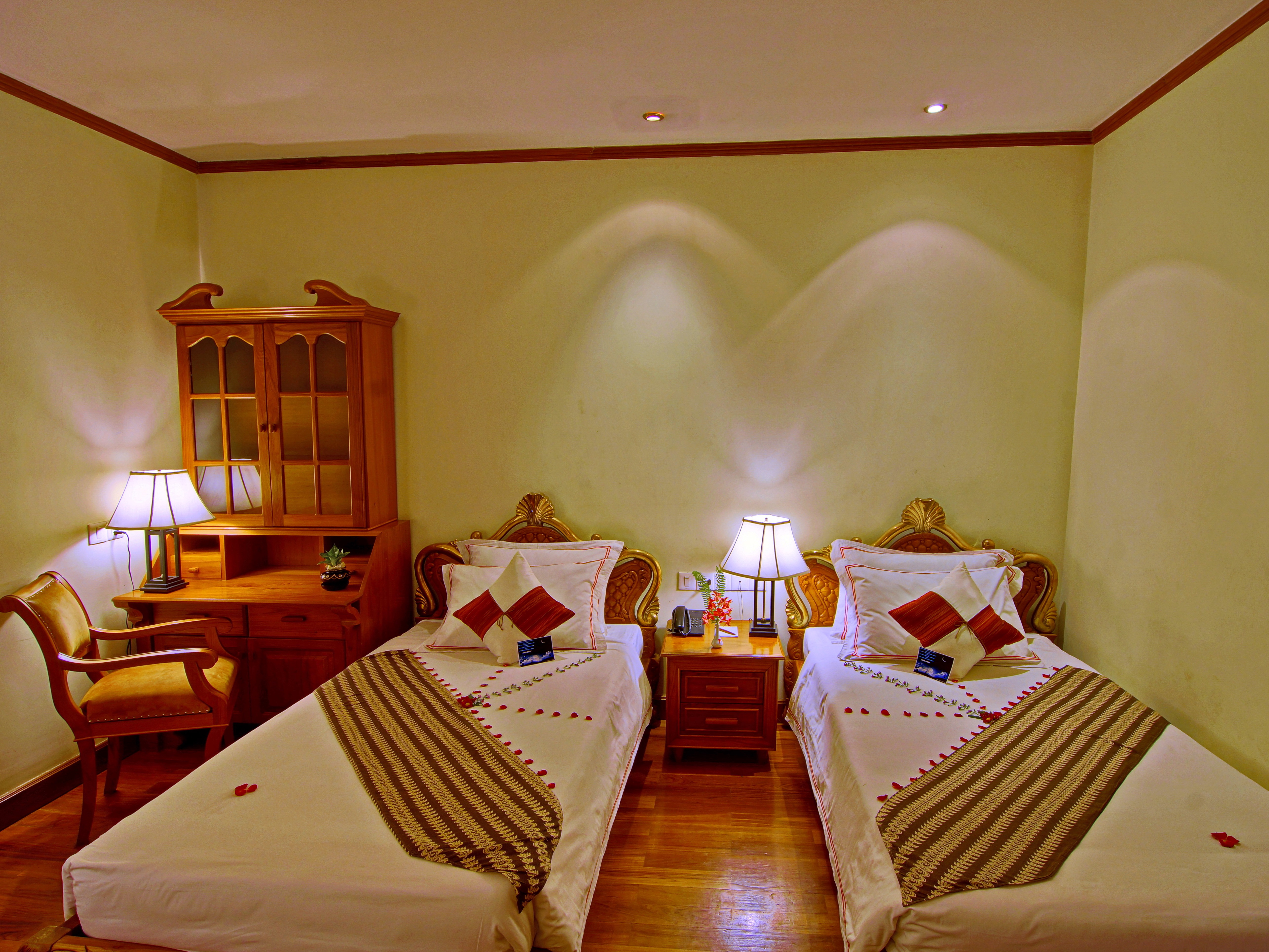 Hotel by the Red Canal