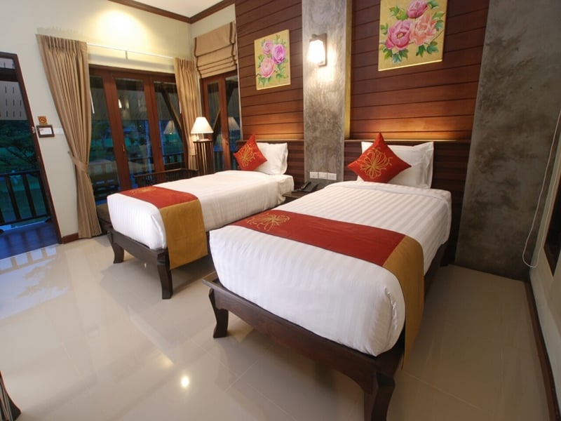 Victoria Cliff Hotel & Resort