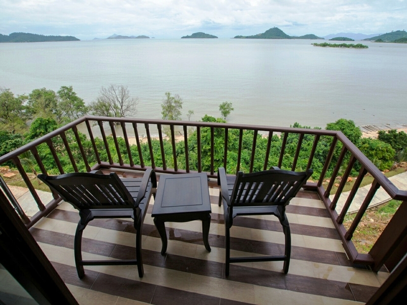 Victoria Cliff Hotel & Resort