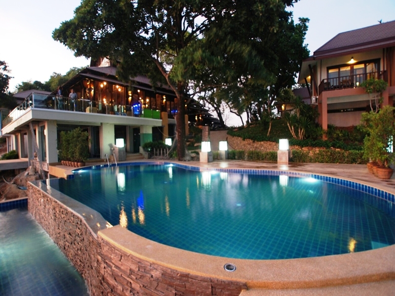 Victoria Cliff Hotel & Resort