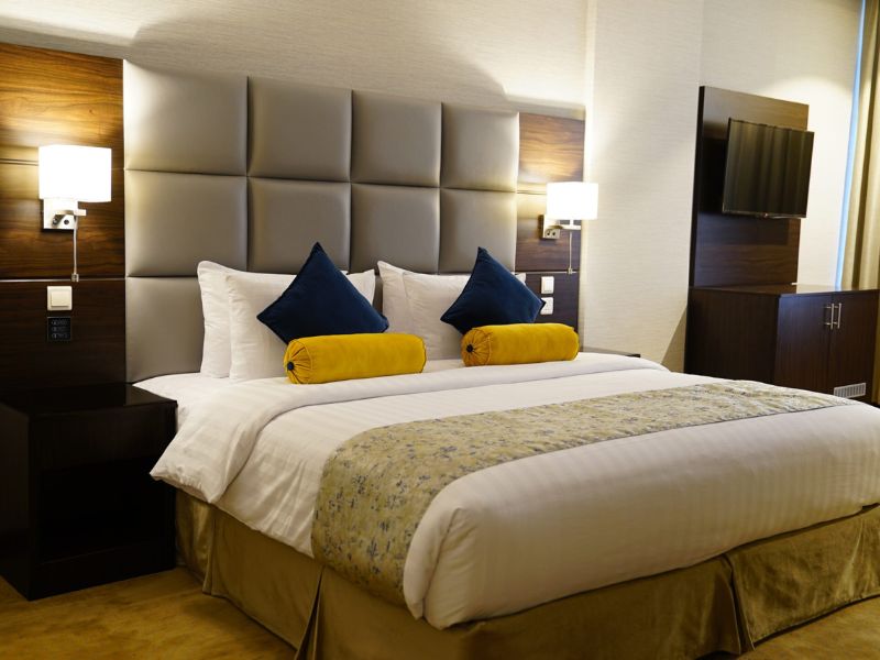 Holiday Villa Hail Hotel