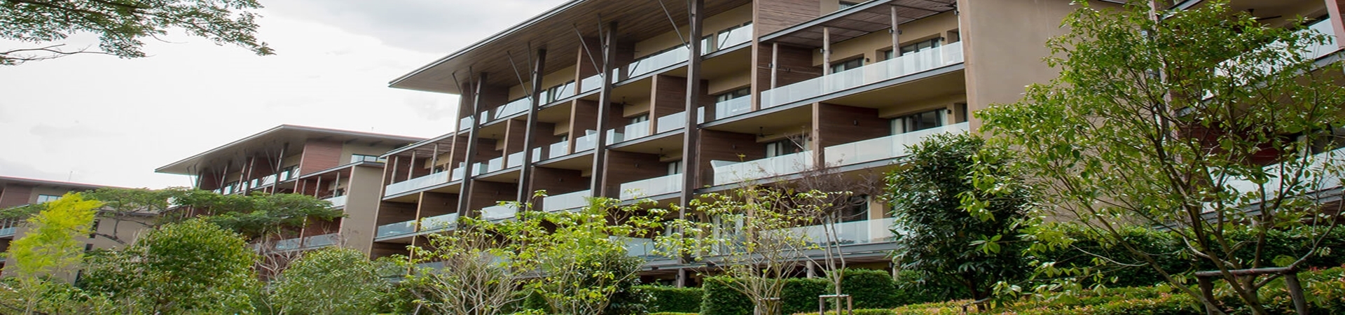 Atta Lakeside Resort Suite