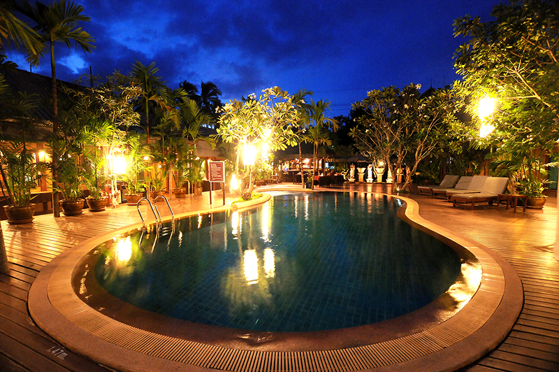 Baan Amphawa Resort & Spa