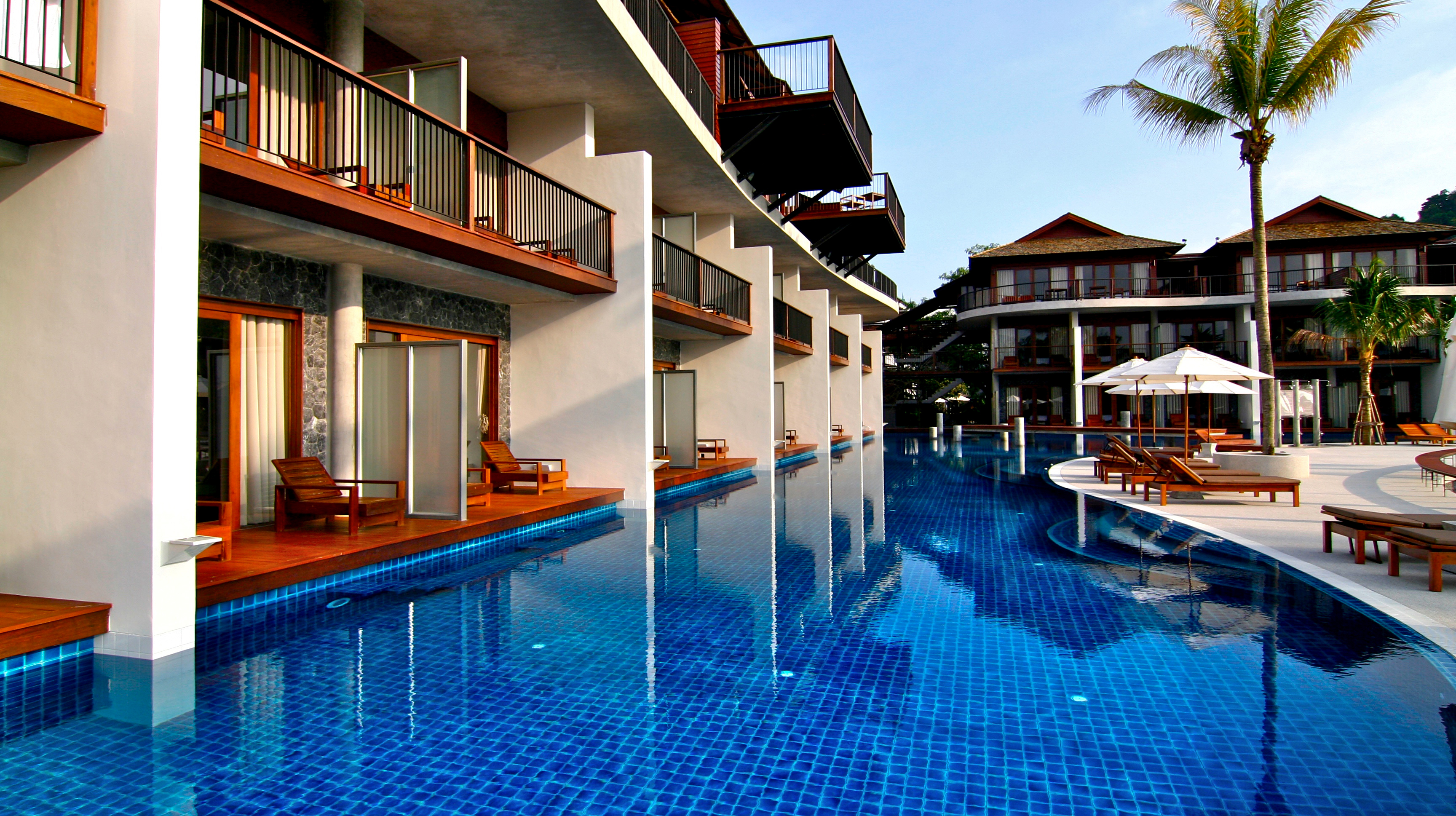 Holiday Ao Nang Beach Resort