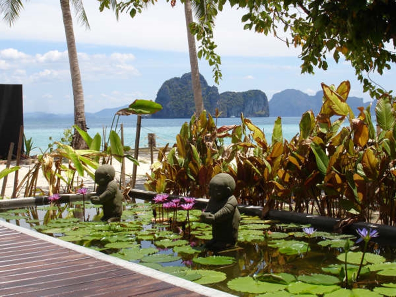 Koh Ngai Thanya Beach Resort