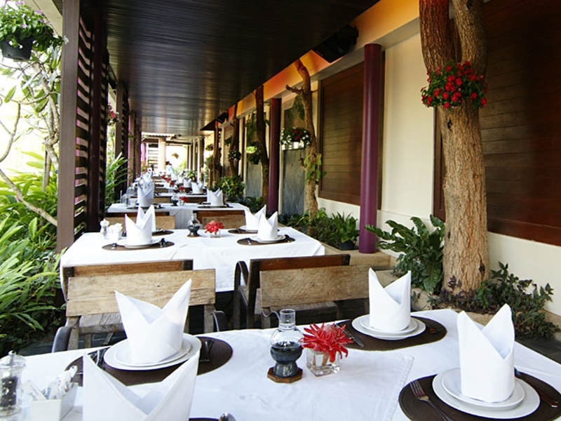 Laluna Hotel & Resort