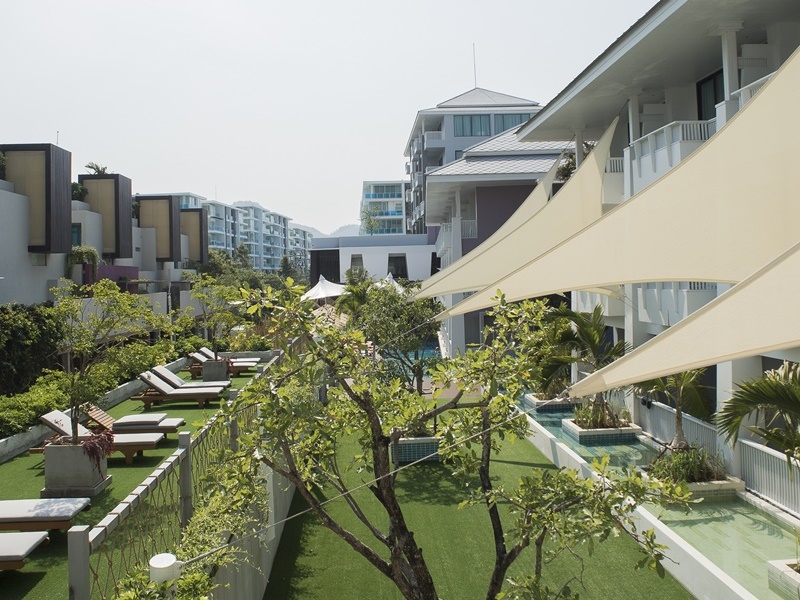 Loligo Resort Hua Hin +A Fresh Twist By Let’s Sea