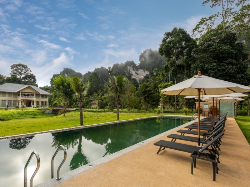 Lost Horizon Resort Khao Sok