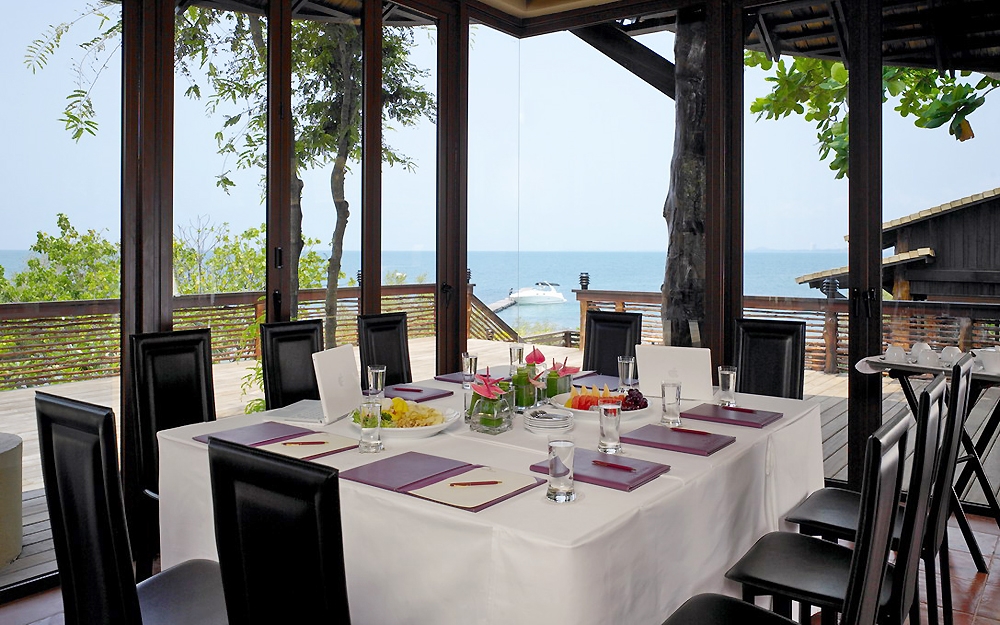 Paradee Resort & Spa