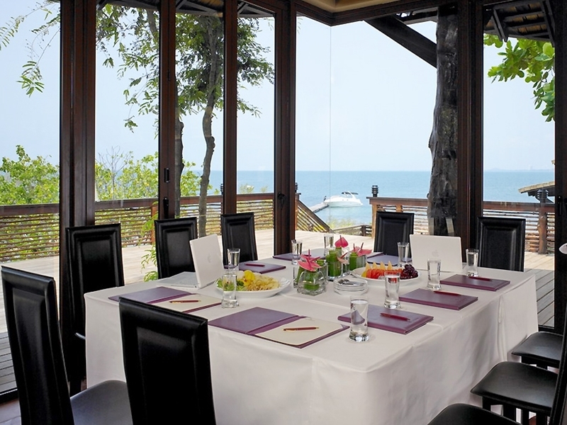 Paradee Resort & Spa