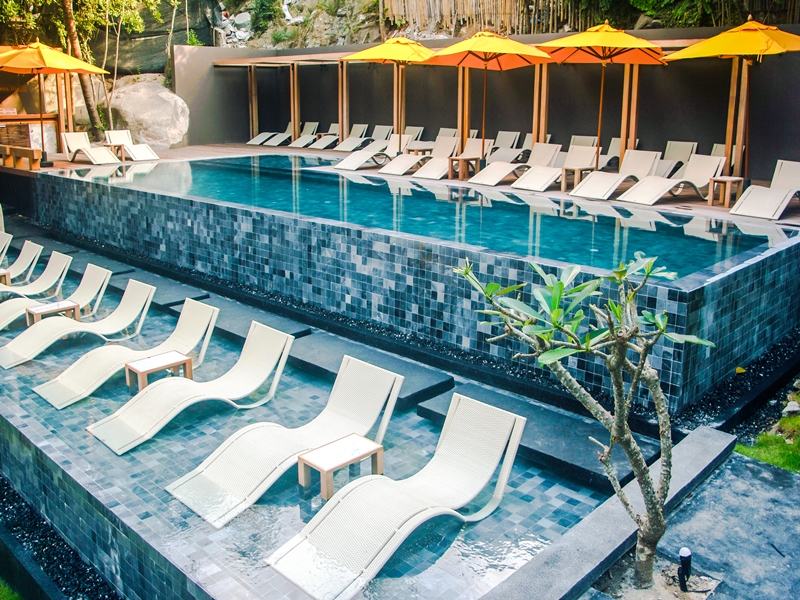 The Beach Club by Haadtien