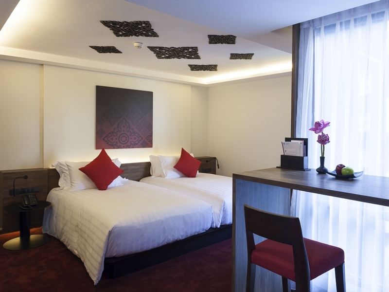 RakYim Siam (F. Maitria Mode Sukhumvit 15)