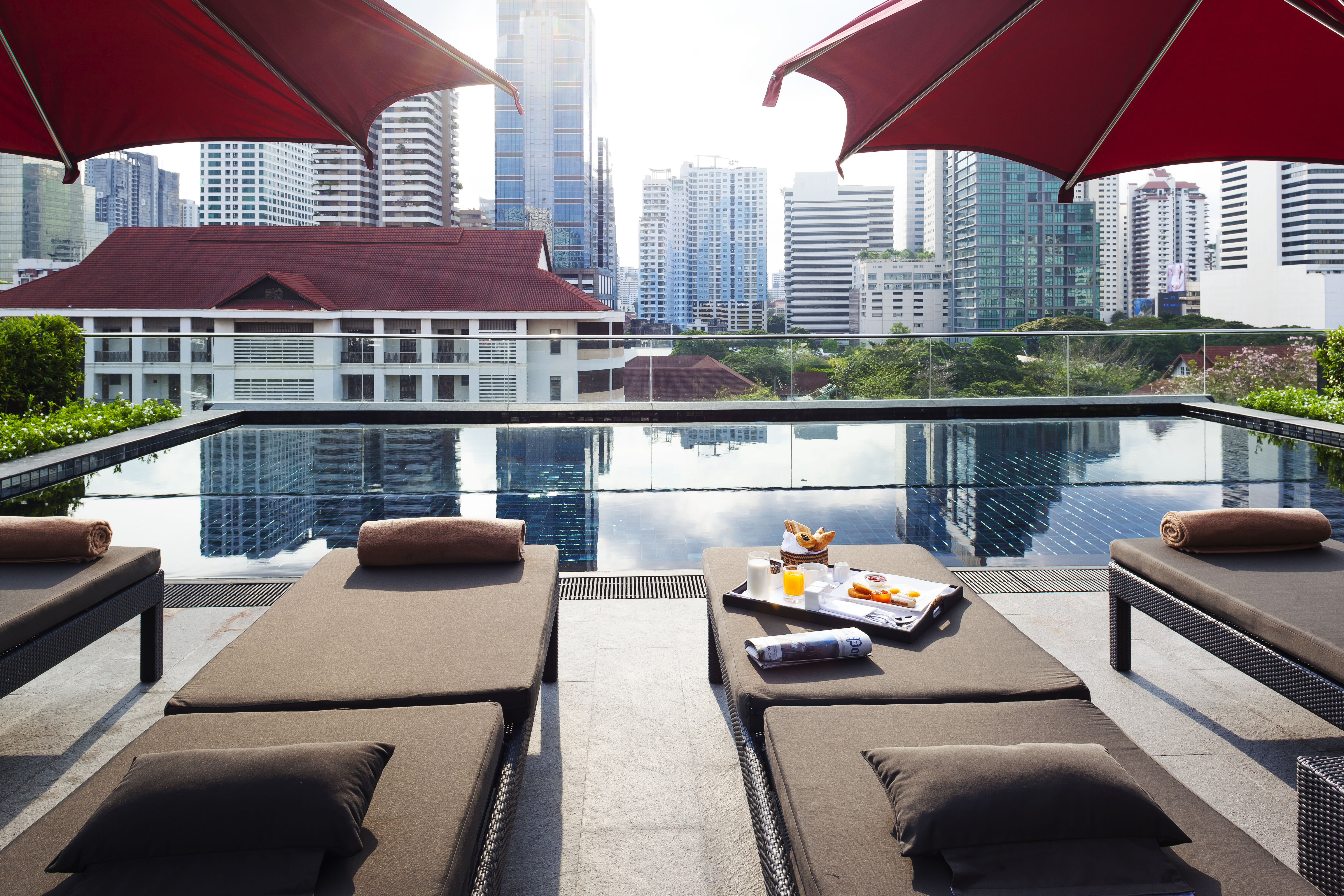 RakYim Siam (F. Maitria Mode Sukhumvit 15)