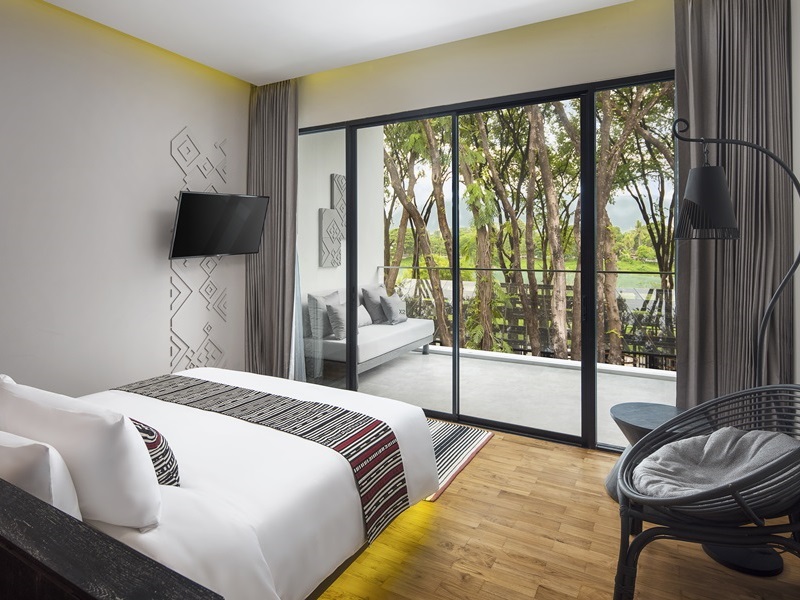 Cross Chiang Mai Riverside